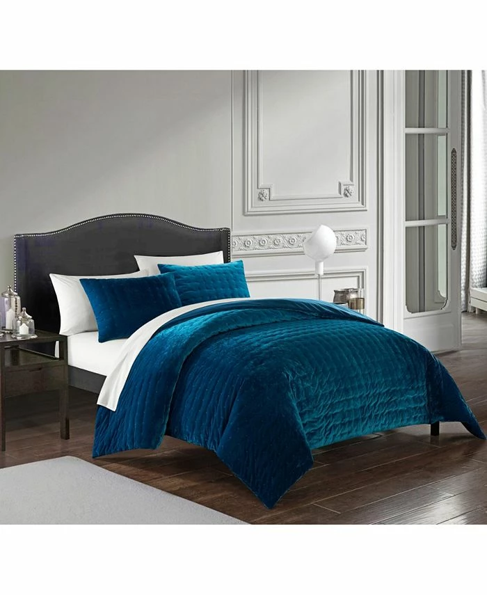 Chic Home Yna 3-Pc. King Velvet Comforter Set - Image 4
