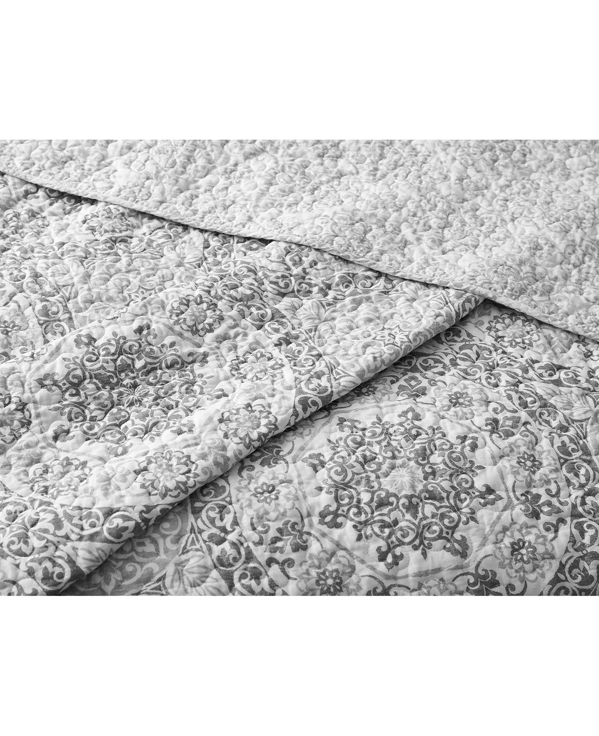 Design Studio Ravenna 3-Piece Queen Quilt Set - Image 2