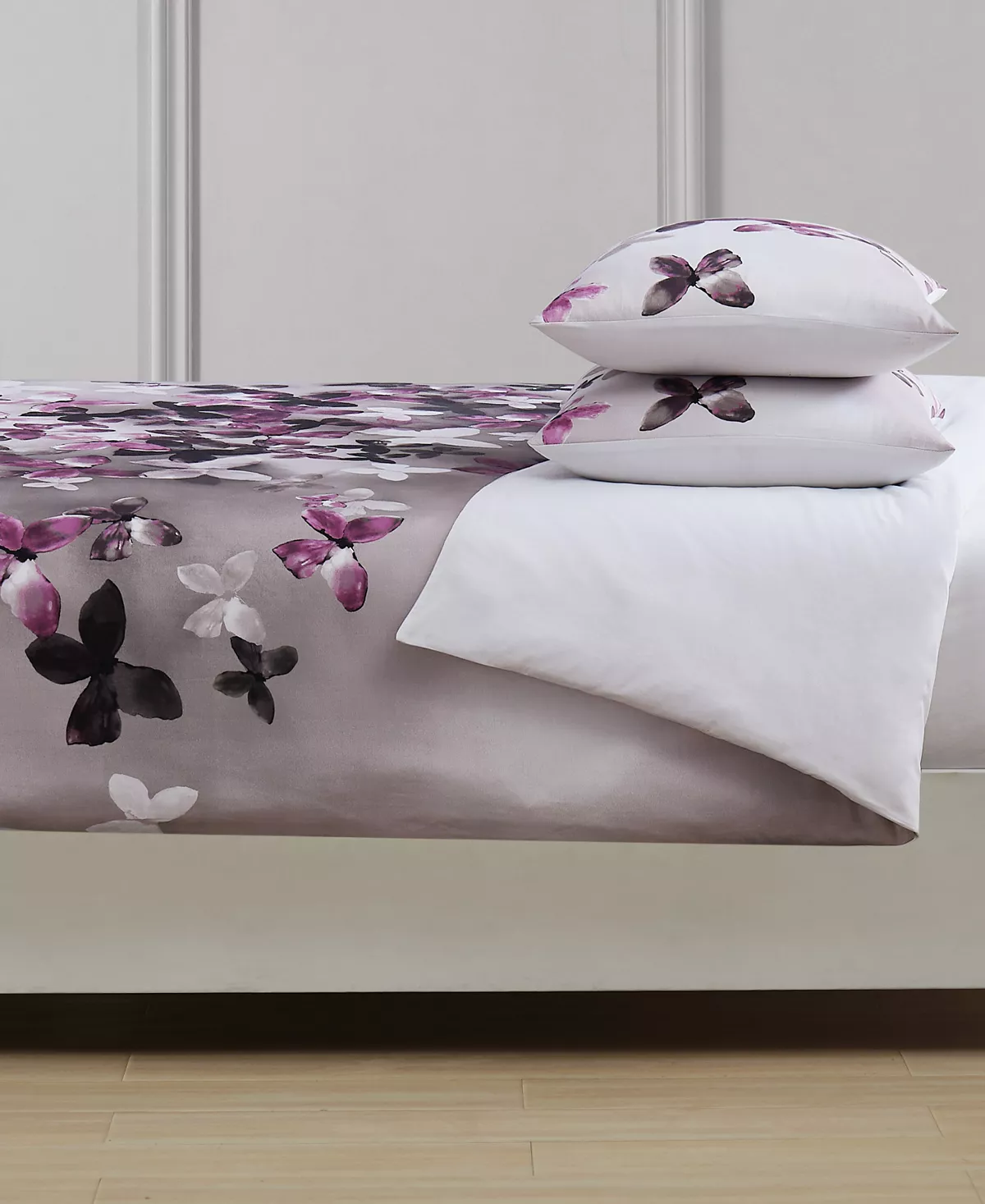 Vince Camuto Home Lissara 3 Piece Comforter Set, Full/Queen - Image 4