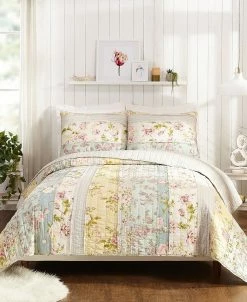 Jessica Simpson Mels Floral King Quilt