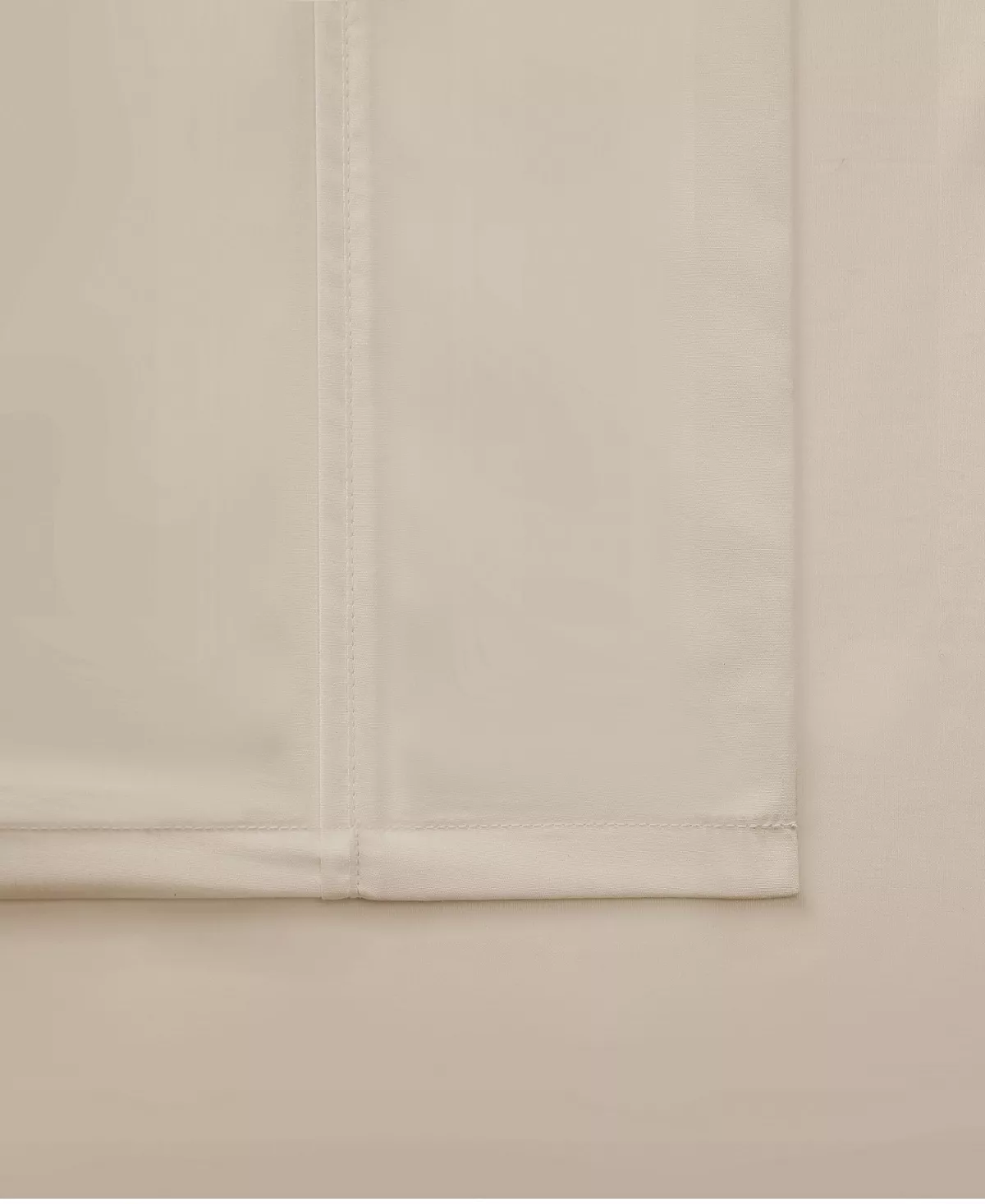 Vince Camuto Home 4 Piece Sheet Set, Queen - Image 8