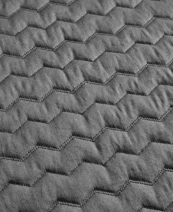 Vera Wang Herringbone Stitch Cotton 3 Piece Quilt Set, Queen - Image 5