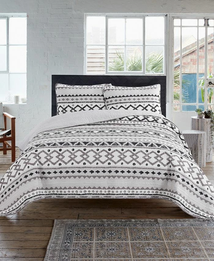 French Connection Adair 3 Piece Quilt Set, Queen