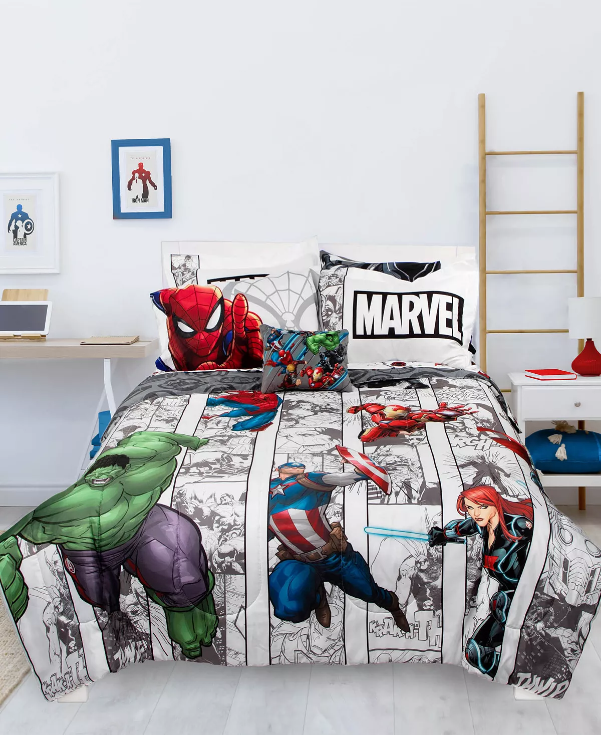 Disney Avengers Comic Punch 8-Pc. Full Comforter Set - Image 9