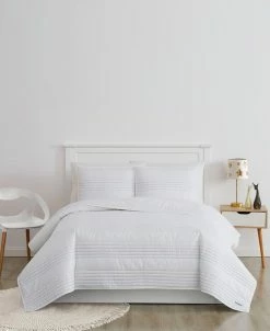 Crayola Pick Stitch 3 Piece Quilt Set, Full/Queen